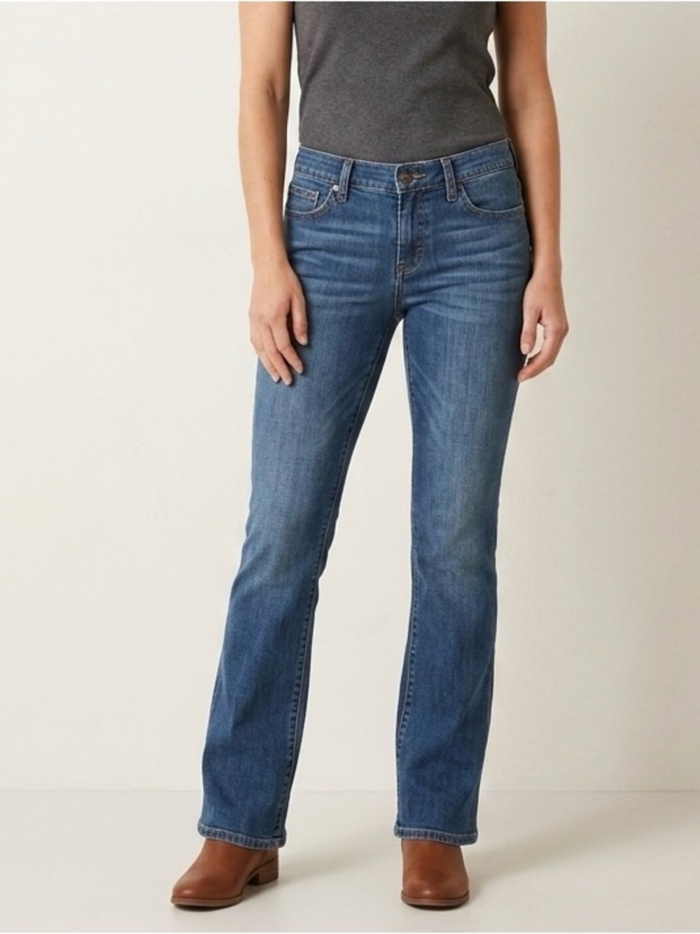 Levis 515 Y2K Mid-Rise Bootcut Jean Stretch Medium Wash Denim Blue Women's 4